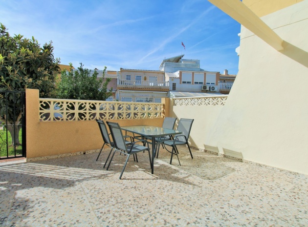 Resale - Bungalow - Playa Flamenca - las chismosas