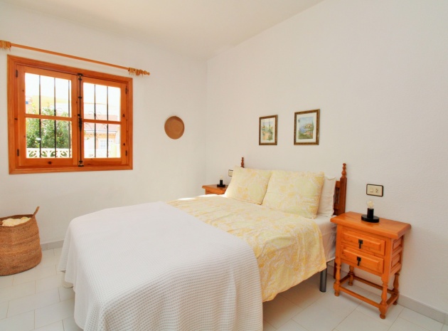 Resale - Bungalow - Playa Flamenca - las chismosas