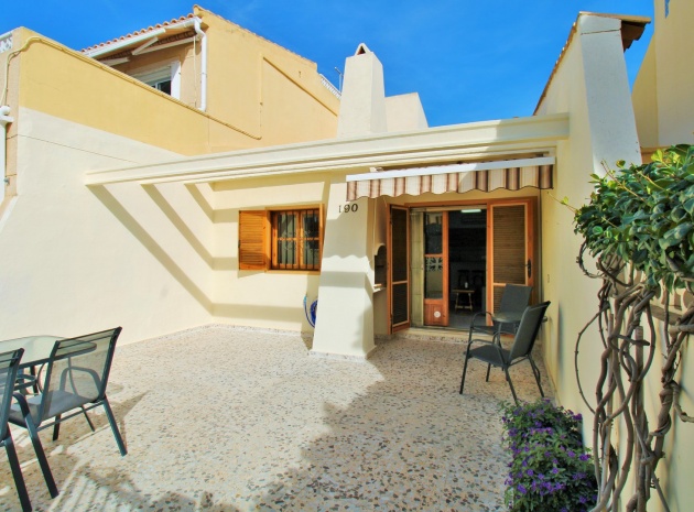 Resale - Bungalow - Playa Flamenca - las chismosas