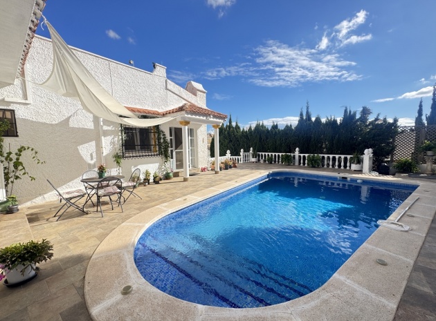Resale - Villa - Villamartin - blue lagoon