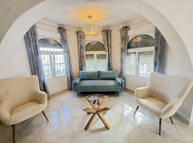 Resale - Villa - Villamartin - blue lagoon