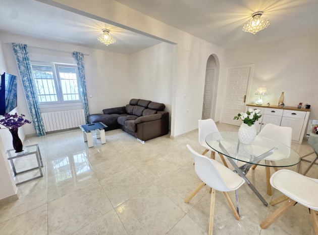 Resale - Villa - Villamartin - blue lagoon