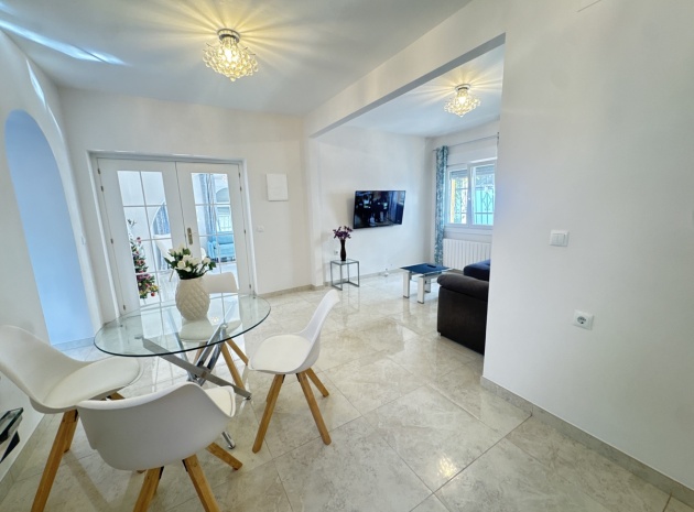 Resale - Villa - Villamartin - blue lagoon