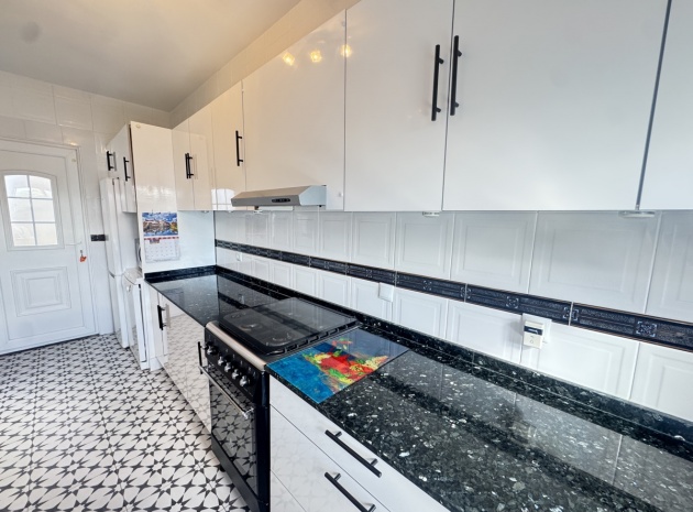 Resale - Villa - Villamartin - blue lagoon