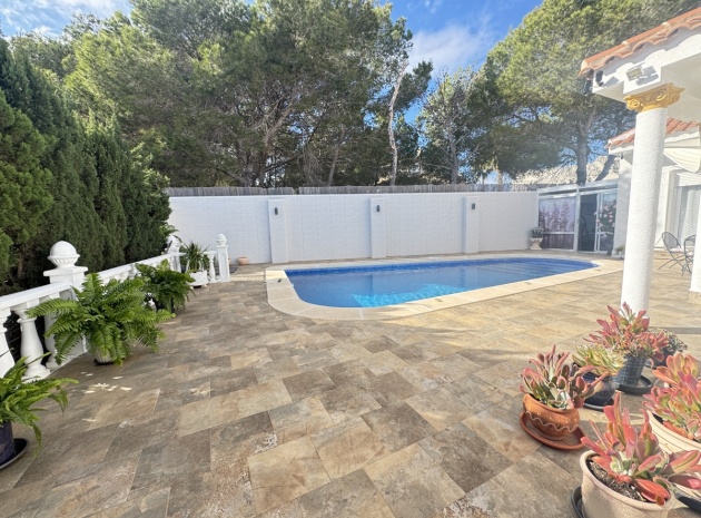 Resale - Villa - Villamartin - blue lagoon