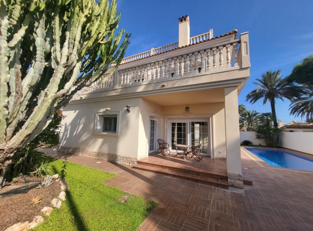 Wederverkoop - Villa - Cabo Roig