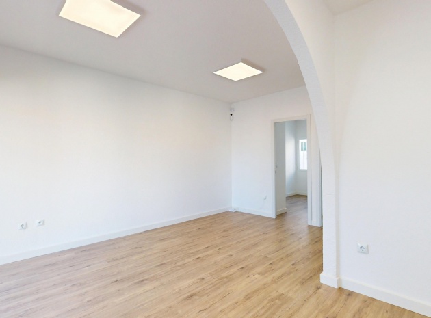 Resale - Bungalow - Villamartin - blue lagoon