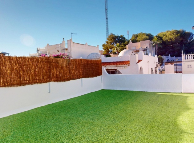 Resale - Bungalow - Villamartin - blue lagoon
