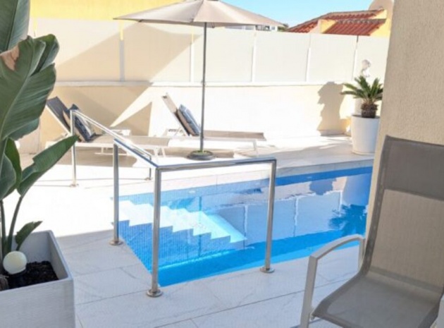 Revente - Villa - Villamartin