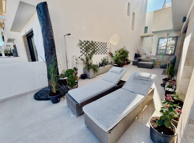 Återförsäljning - Villa - Los Montesinos - La Herada