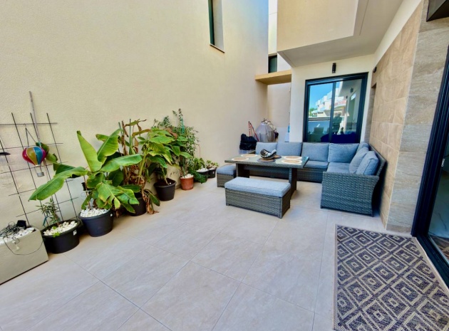 Återförsäljning - Villa - Los Montesinos - La Herada