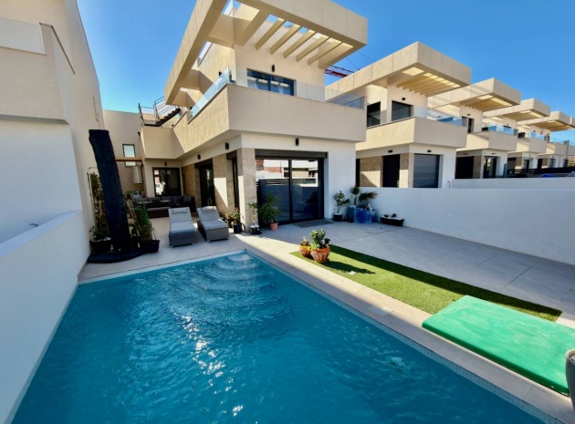 Återförsäljning - Villa - Los Montesinos - La Herada