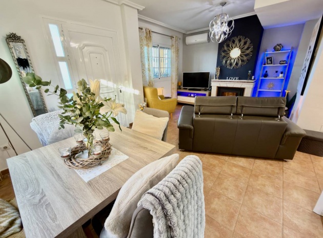 Återförsäljning - Villa - Guardamar del Segura - El Raso