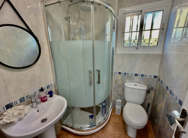 Återförsäljning - Villa - Guardamar del Segura - El Raso