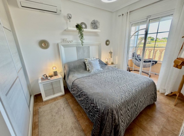 Återförsäljning - Villa - Guardamar del Segura - El Raso