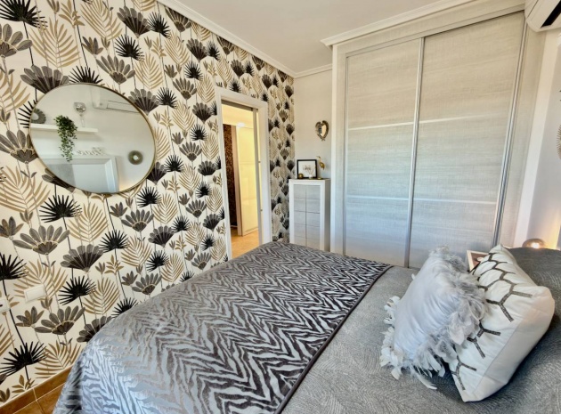 Återförsäljning - Villa - Guardamar del Segura - El Raso