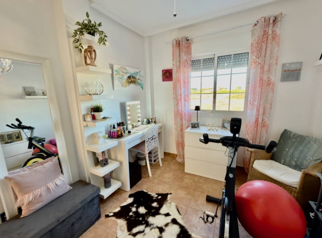 Återförsäljning - Villa - Guardamar del Segura - El Raso