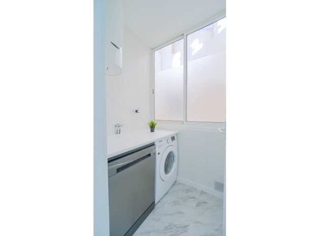 Resale - Apartment - Orihuela Costa - Playa Flamenca