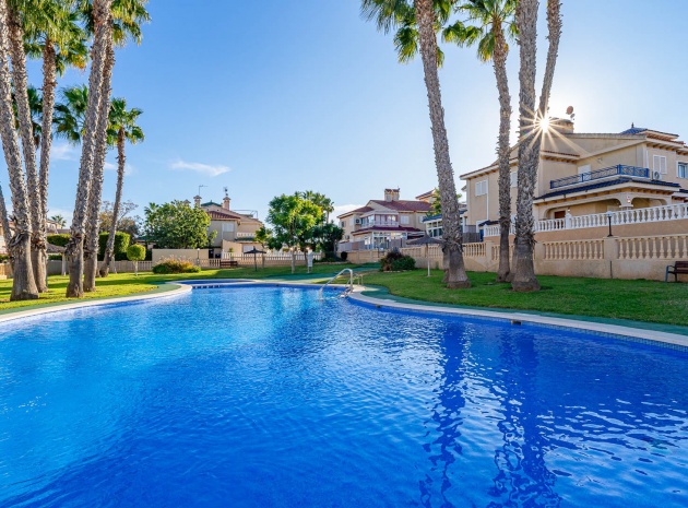 Resale - Apartment - Orihuela Costa - Playa Flamenca