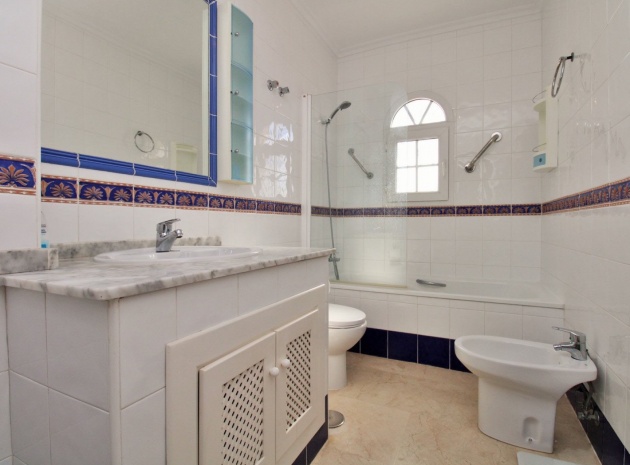 Wederverkoop - 2. Stadswoning - Orihuela Costa - Villamartin