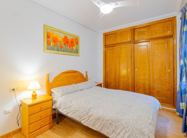 Resale - Apartment - Orihuela Costa - Playa Flamenca