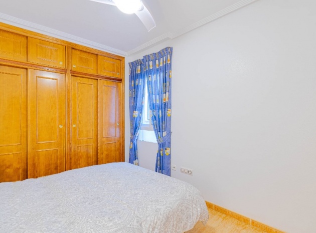 Resale - Apartment - Orihuela Costa - Playa Flamenca