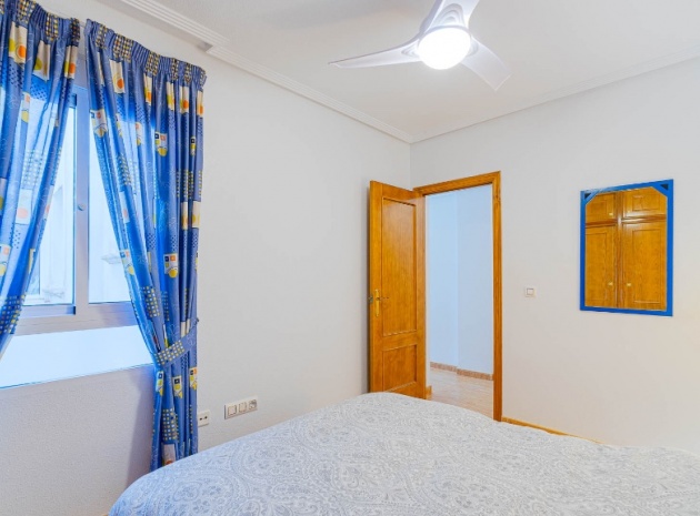 Resale - Apartment - Orihuela Costa - Playa Flamenca