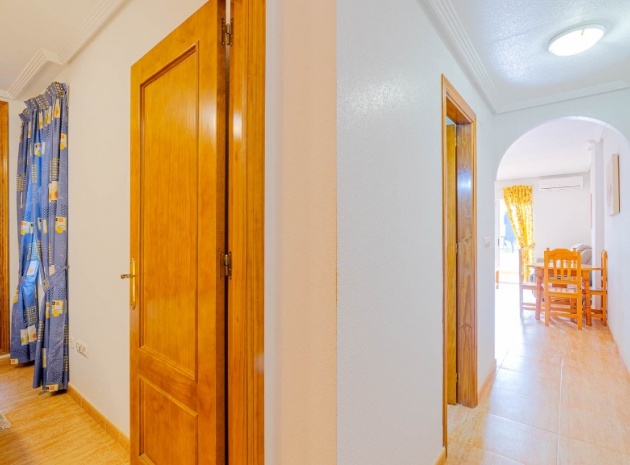 Resale - Apartment - Orihuela Costa - Playa Flamenca