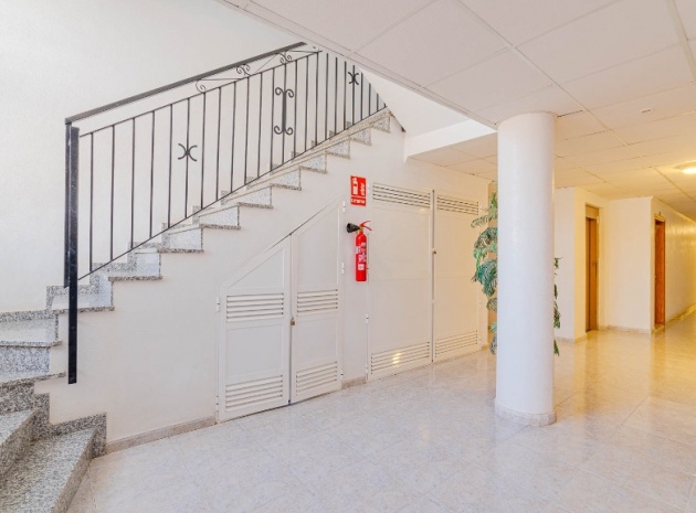 Resale - Apartment - Orihuela Costa - Playa Flamenca