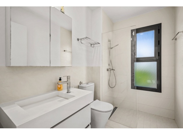 Wederverkoop - Herenhuis - Punta Prima