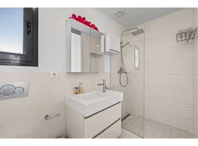 Wederverkoop - Herenhuis - Punta Prima