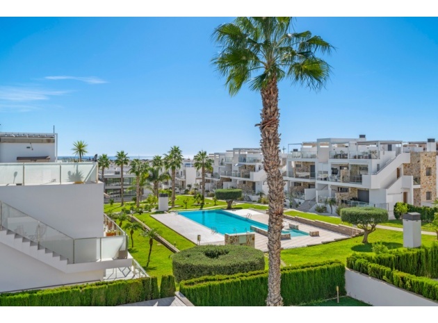 Wederverkoop - Herenhuis - Punta Prima