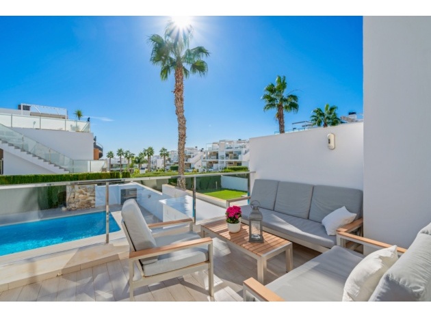 Wederverkoop - Herenhuis - Punta Prima