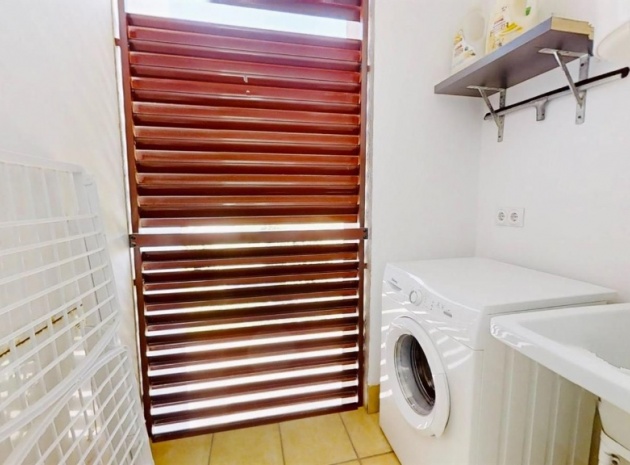 Återförsäljning - Lägenhet - Punta Prima