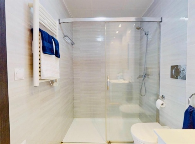 Återförsäljning - Lägenhet - Punta Prima