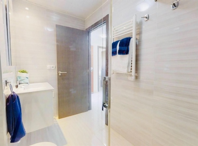 Återförsäljning - Lägenhet - Punta Prima