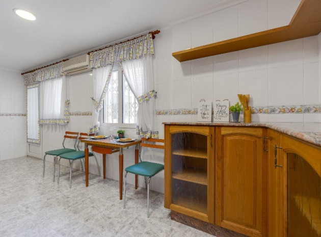 Resale - Apartment - Torrevieja