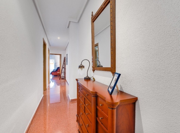 Resale - Apartment - Torrevieja