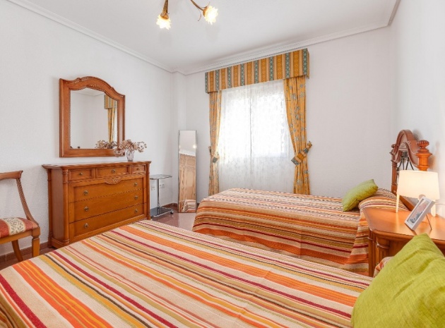 Resale - Apartment - Torrevieja