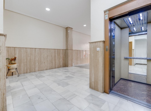 Resale - Apartment - Torrevieja