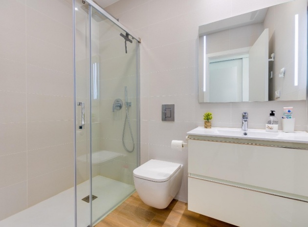 Återförsäljning - Lägenhet - Orihuela Costa - Villamartin