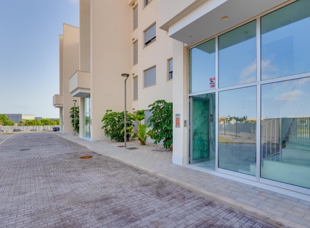 Återförsäljning - Lägenhet - Orihuela Costa - Villamartin