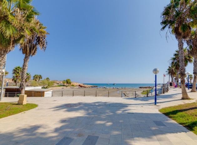 Återförsäljning - Lägenhet - Orihuela Costa - Villamartin