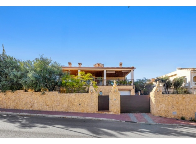 Återförsäljning - Villa - Torrevieja - Los Altos