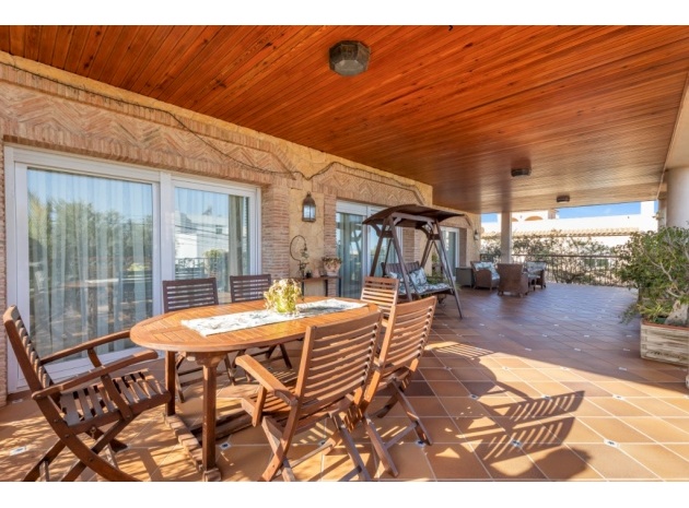 Återförsäljning - Villa - Torrevieja - Los Altos