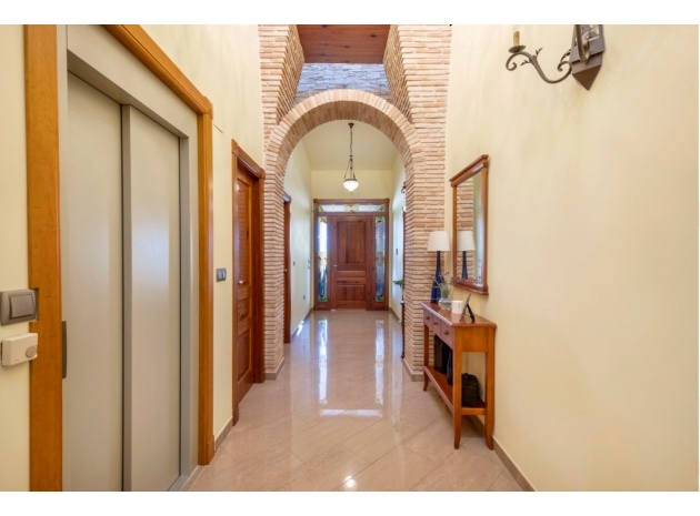 Återförsäljning - Villa - Torrevieja - Los Altos