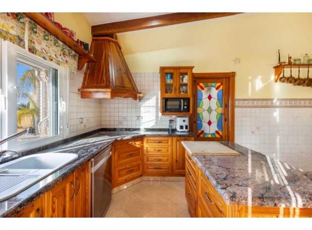 Återförsäljning - Villa - Torrevieja - Los Altos