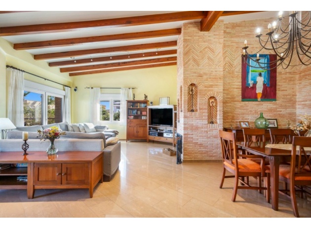 Återförsäljning - Villa - Torrevieja - Los Altos