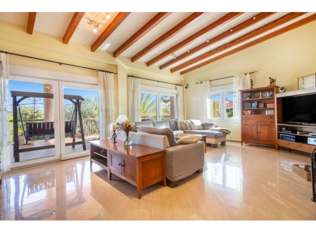 Återförsäljning - Villa - Torrevieja - Los Altos