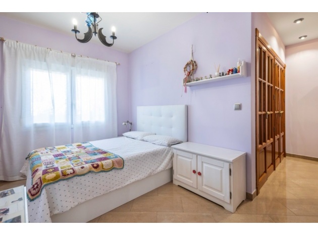 Återförsäljning - Villa - Torrevieja - Los Altos